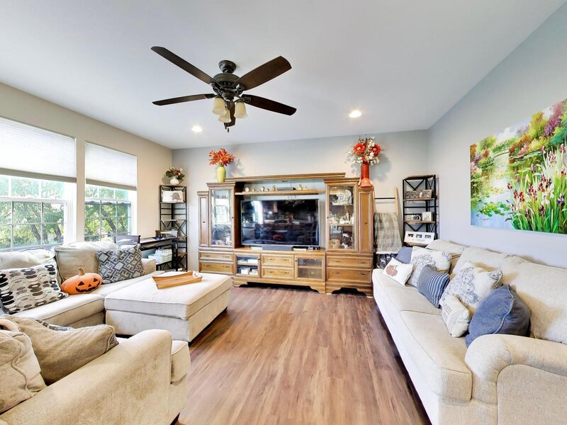 242 Bedford Lane Volo IL 60073