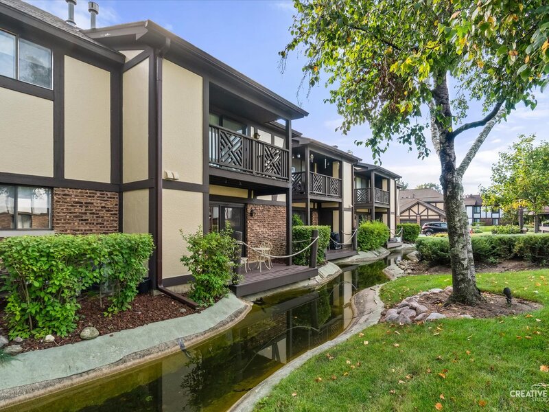 845 Sheldon Court Wheaton IL 60189