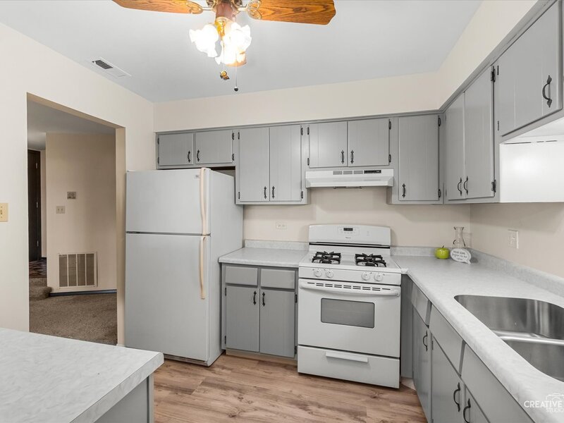 845 Sheldon Court Wheaton IL 60189
