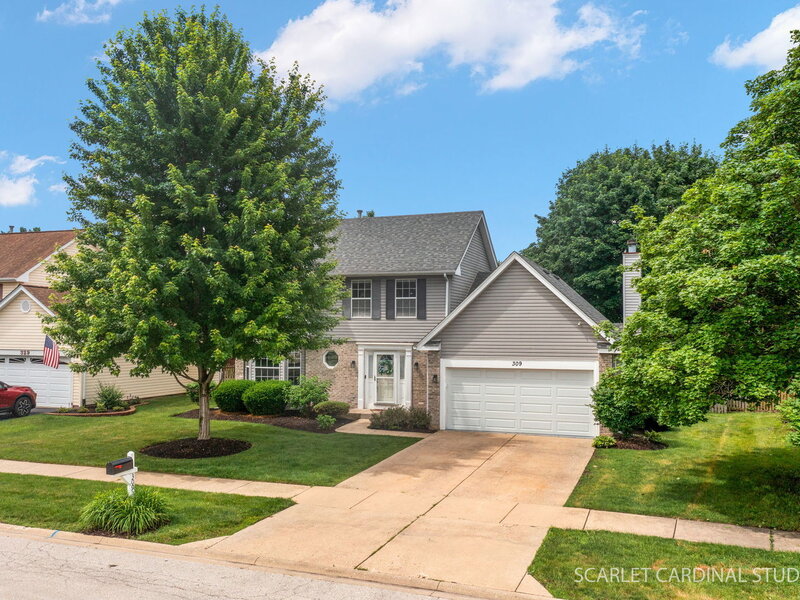 309 Foxworth Court Aurora IL 60502