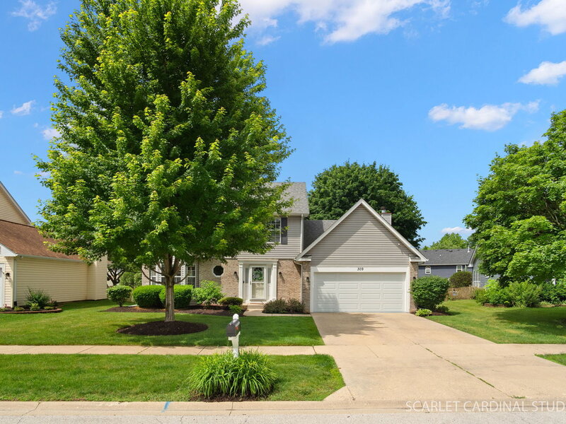 309 Foxworth Court Aurora IL 60502