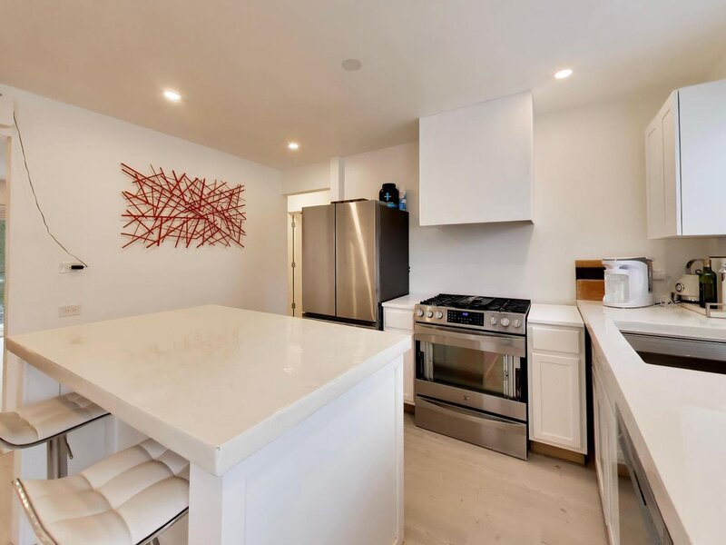 2600 W Walton Street Chicago IL 60622