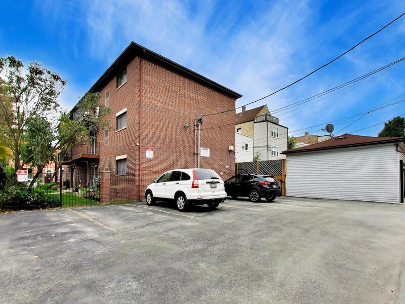 2600 W Walton Street Chicago IL 60622