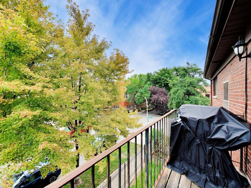 2600 W Walton Street Chicago IL 60622
