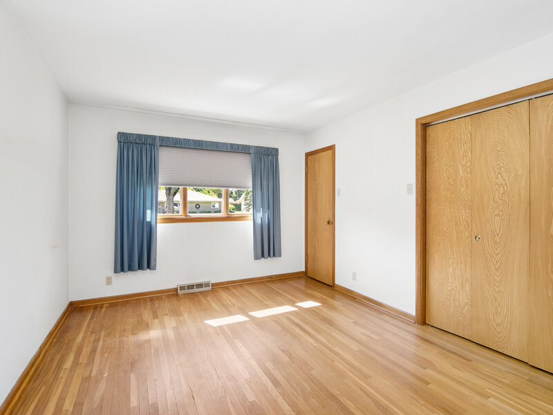 2705 Calmer Drive Joliet IL 60433