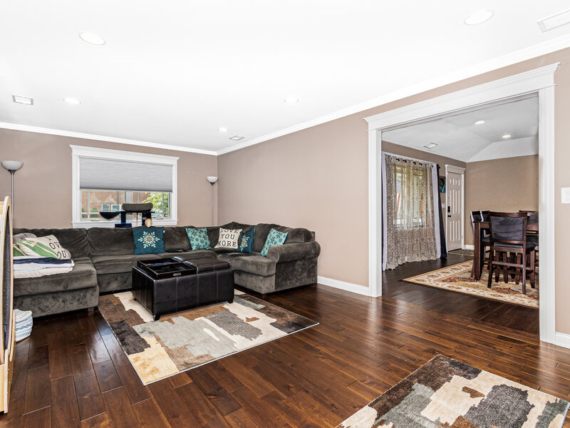6116 W 94th Street Oak Lawn IL 60453