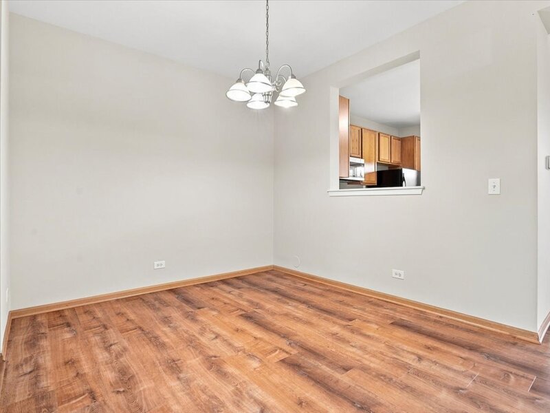 570 W Kristina Lane Round Lake IL 60073