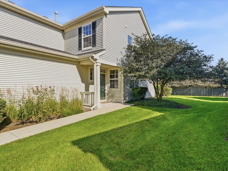 570 W Kristina Lane Round Lake IL 60073
