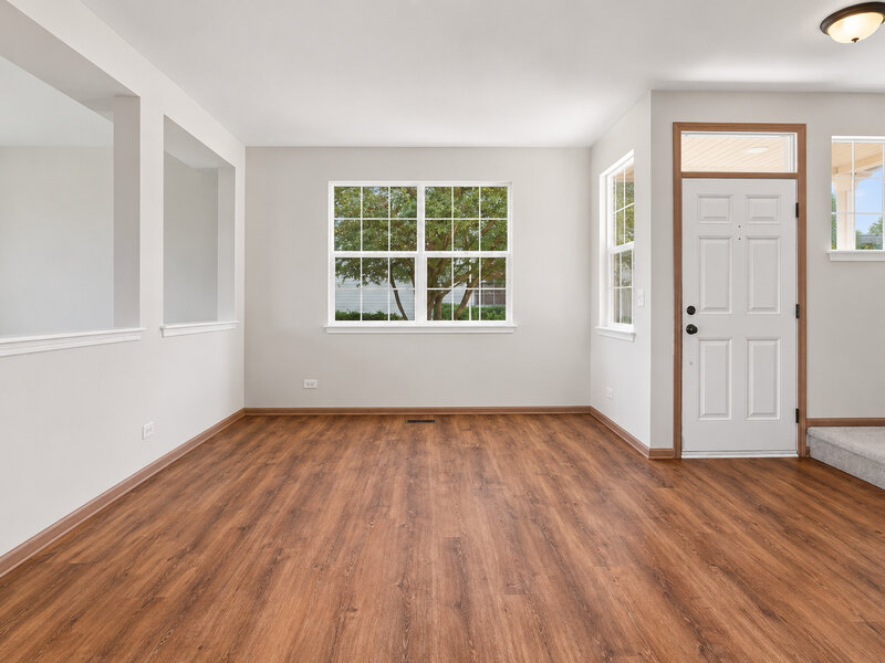 570 W Kristina Lane Round Lake IL 60073