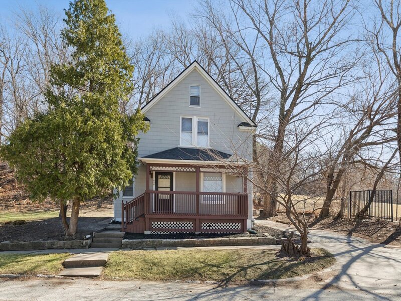 849 25th Street Rock Island IL 61201