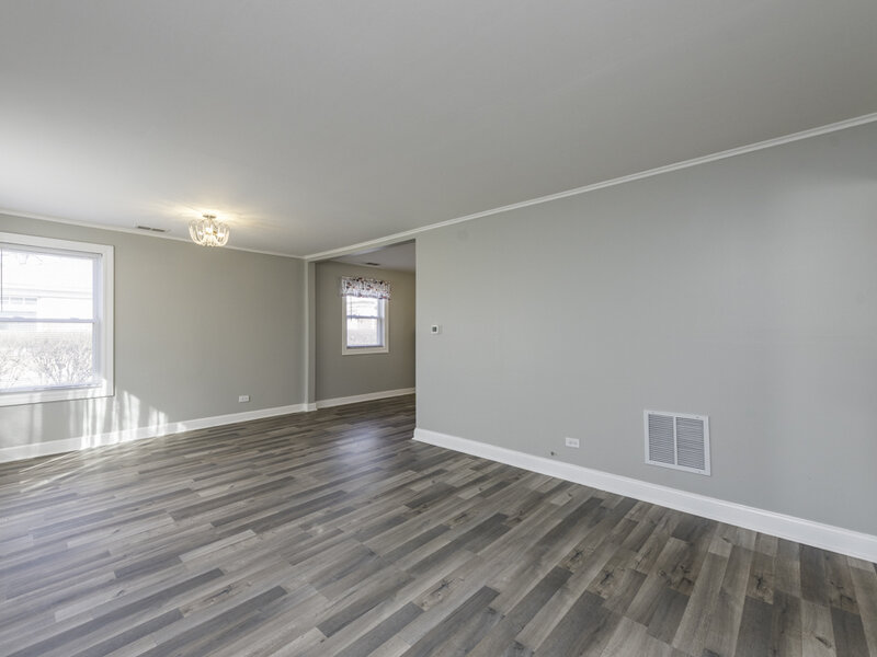 400 7th Avenue Libertyville IL 60048