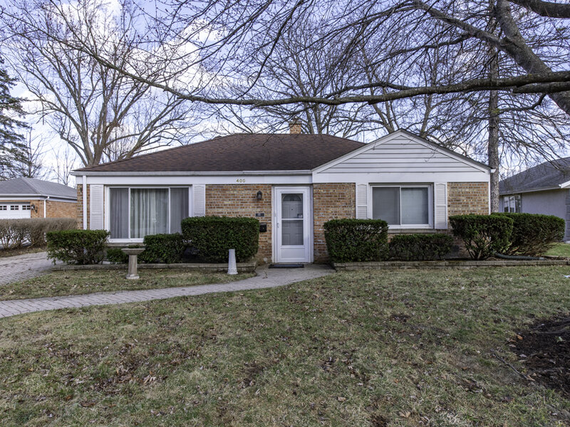 400 7th Avenue Libertyville IL 60048