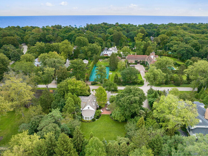 1070 Meadow Lane Lake Forest IL 60045