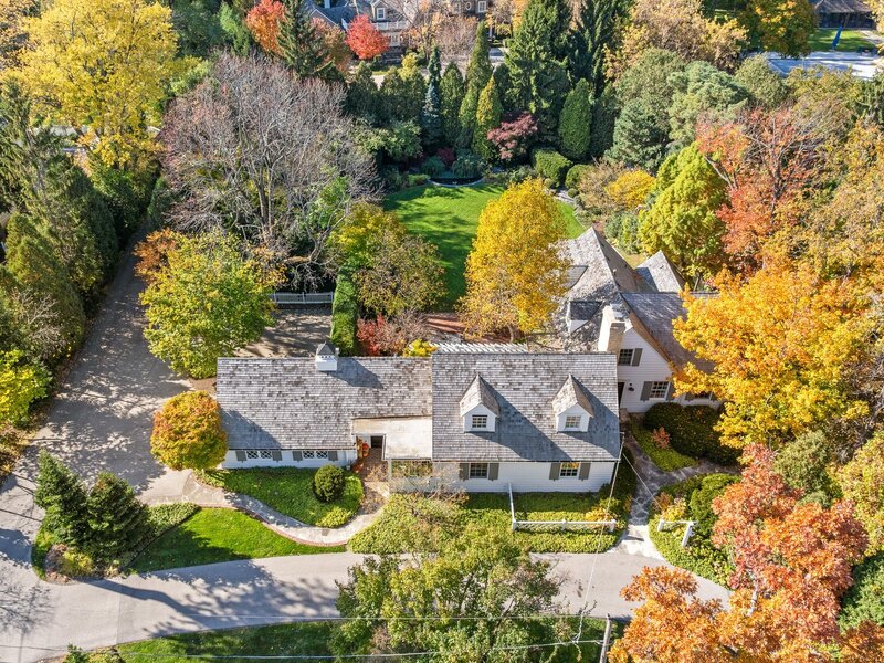 1070 Meadow Lane Lake Forest IL 60045