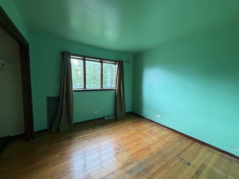 58 E 164th Street South Holland IL 60473