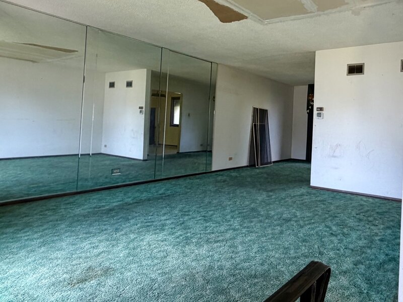 58 E 164th Street South Holland IL 60473