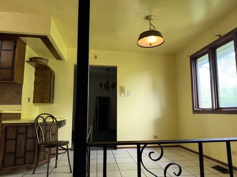 58 E 164th Street South Holland IL 60473