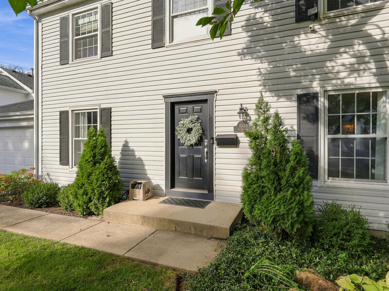 1033 N Brainard Street Naperville IL 60563