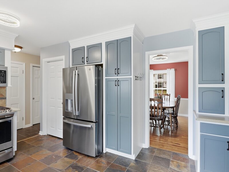 1033 N Brainard Street Naperville IL 60563