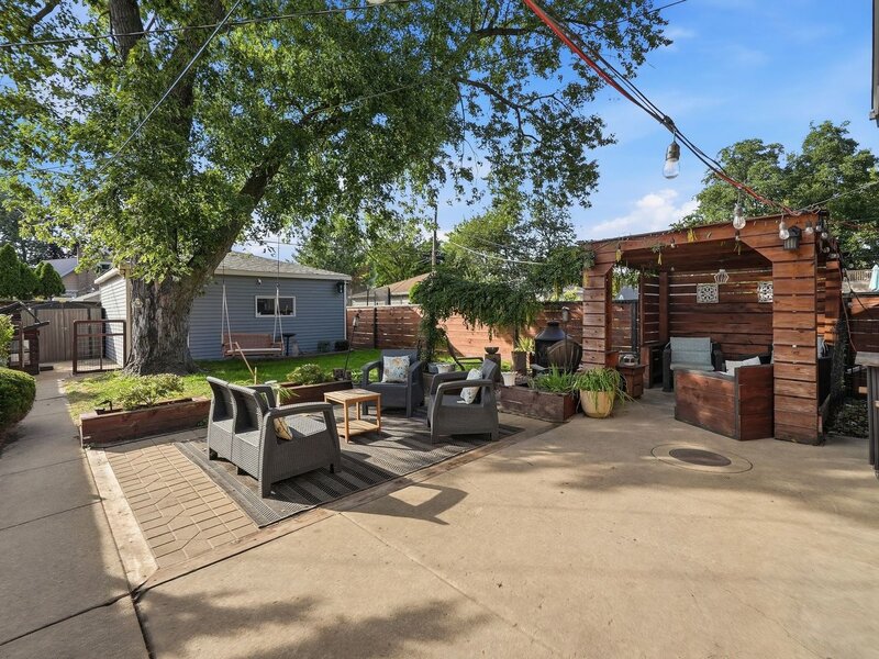 4220 Home Avenue Stickney IL 60402
