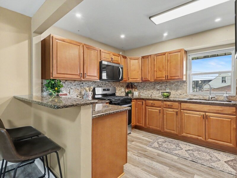 8420 W 83rd Street Justice IL 60458