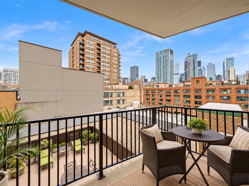 435 W Erie Street Chicago IL 60654