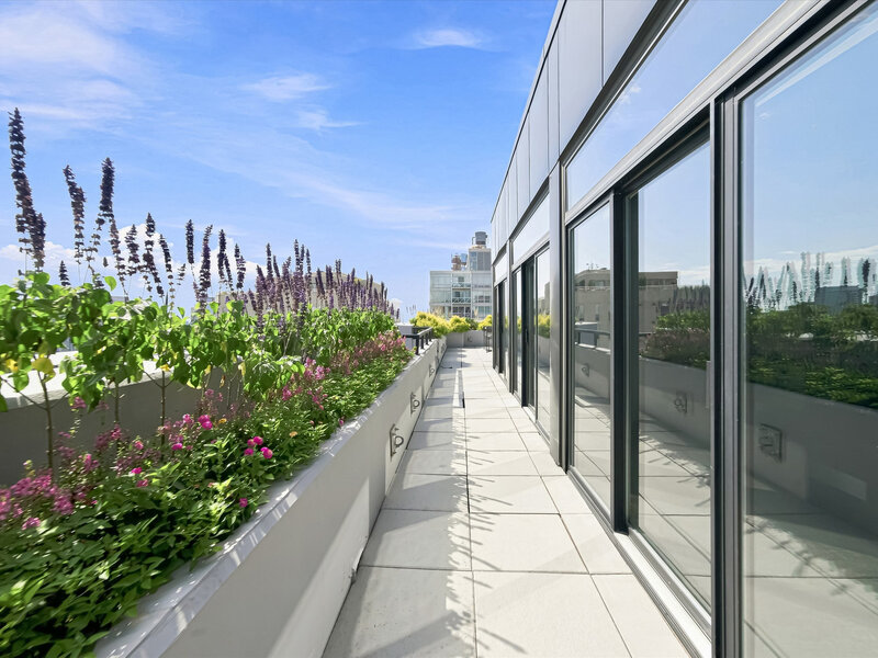 435 W Erie Street Chicago IL 60654