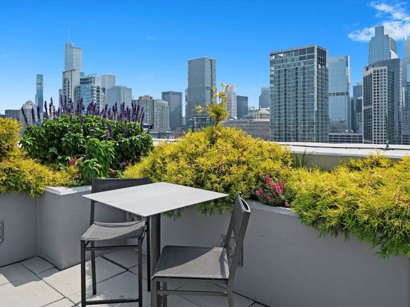 435 W Erie Street Chicago IL 60654