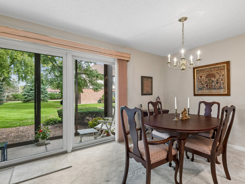 8220 Mulberry Court Palos Hills IL 60465