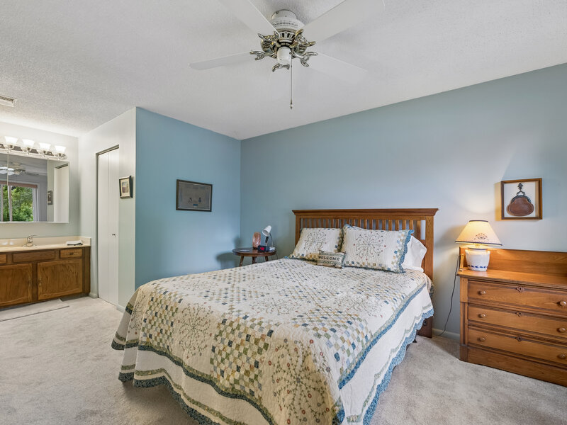 8220 Mulberry Court Palos Hills IL 60465