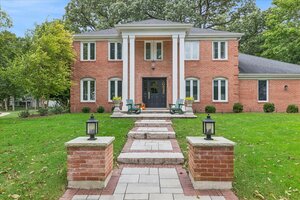 Photo of 1415 Heatherton Drive Naperville IL 60563