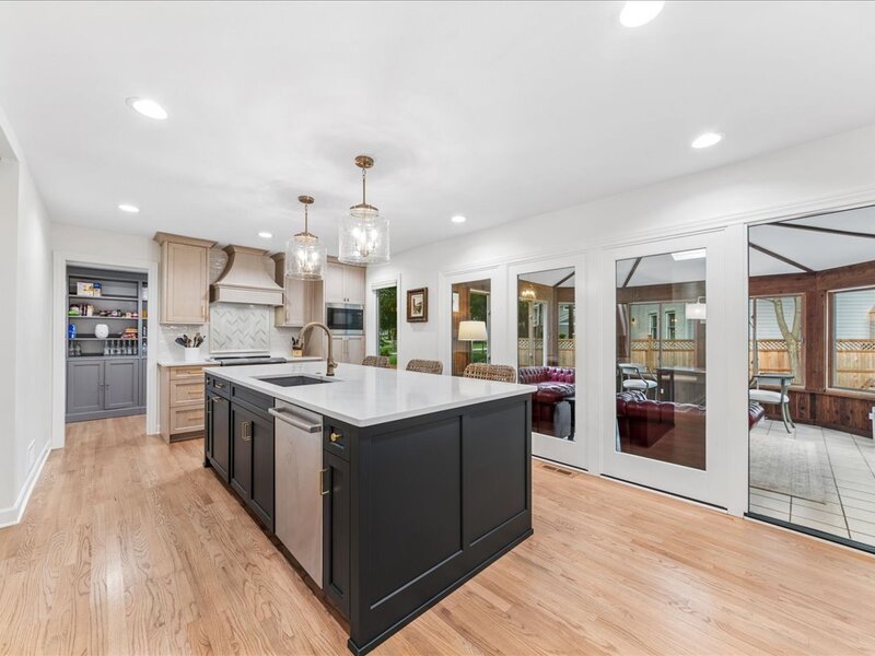 1415 Heatherton Drive Naperville IL 60563