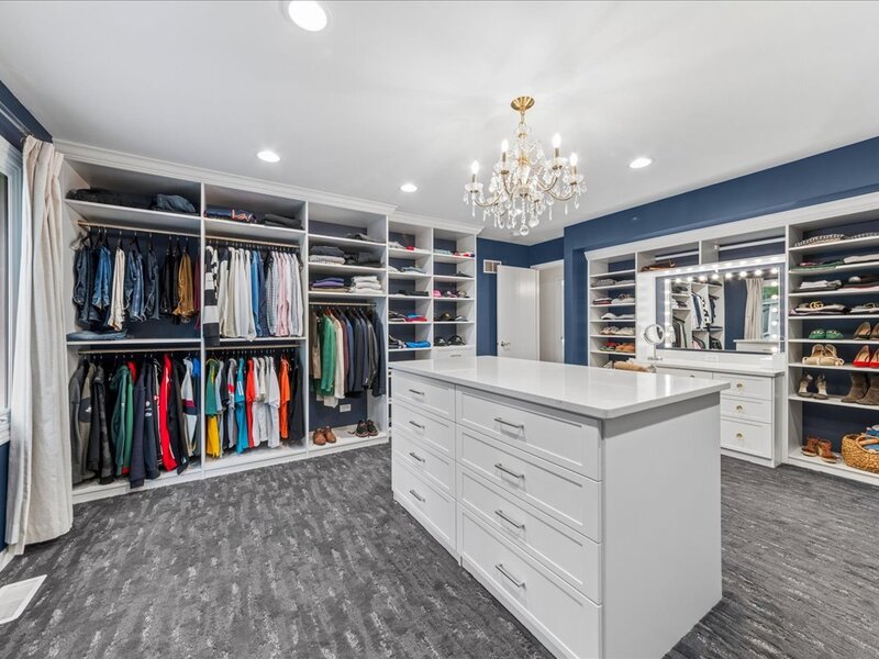 1415 Heatherton Drive Naperville IL 60563
