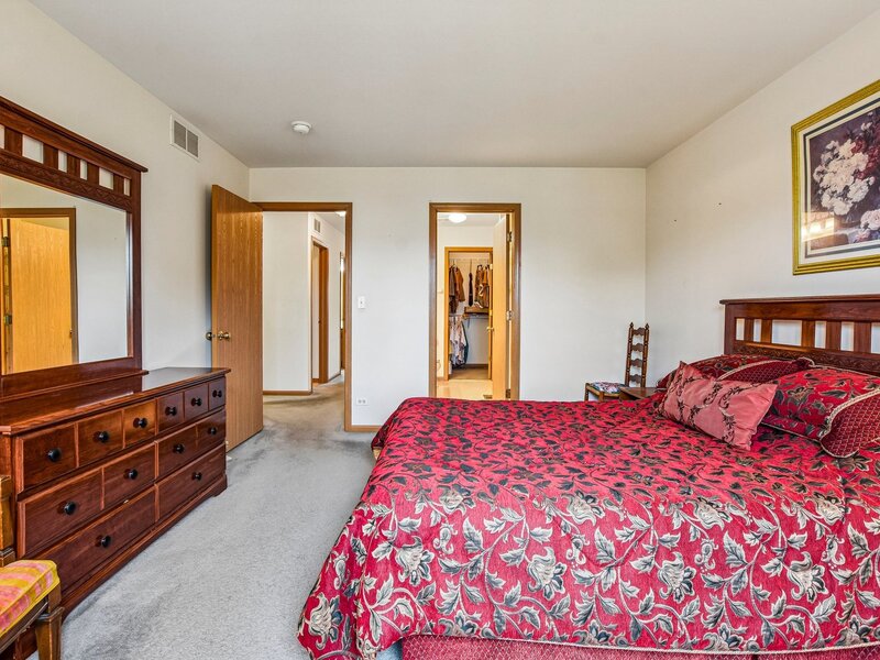 2359 Foxmoor Lane Aurora IL 60502