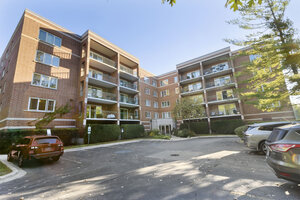 Photo of 5320 N Lowell Avenue Chicago IL 60630 Unit 506