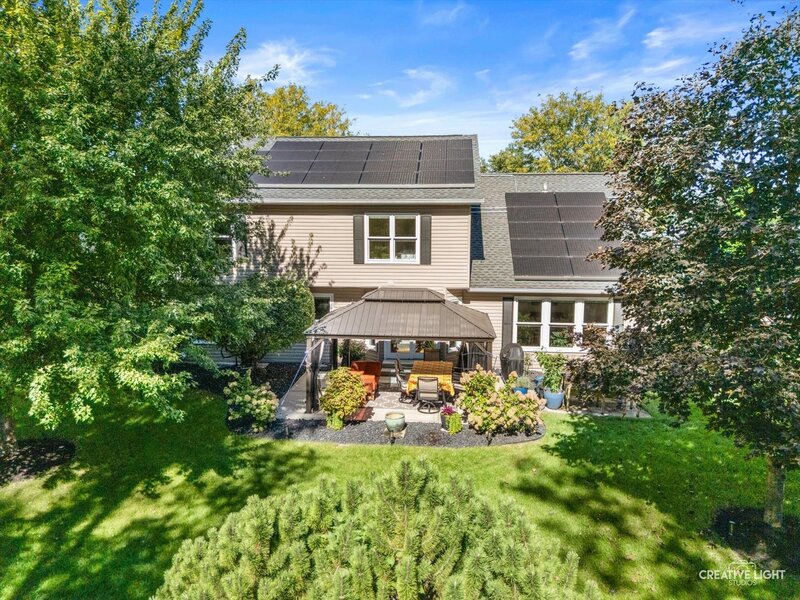 25 Yukon Court Bolingbrook IL 60490