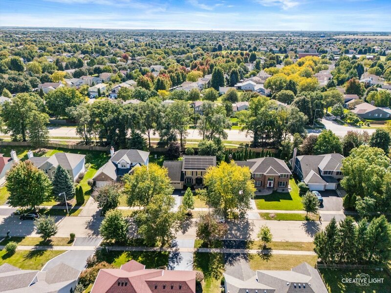 25 Yukon Court Bolingbrook IL 60490