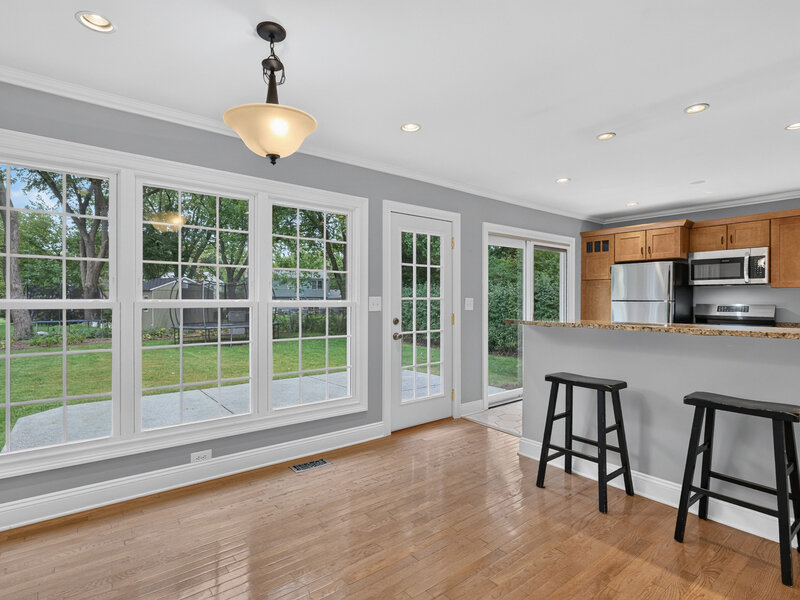 352 Berry Drive Naperville IL 60540