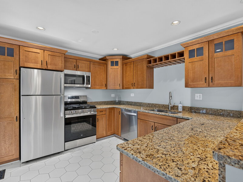 352 Berry Drive Naperville IL 60540