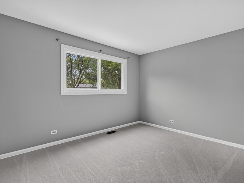 352 Berry Drive Naperville IL 60540