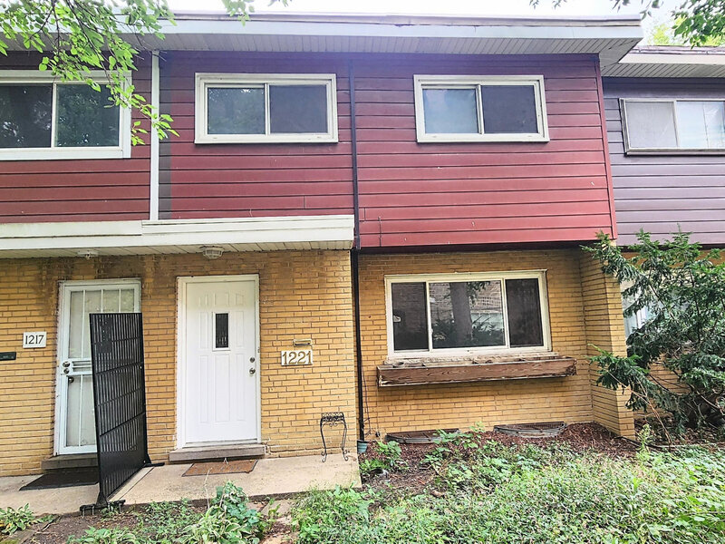 1221 Mulford Street Evanston IL 60202