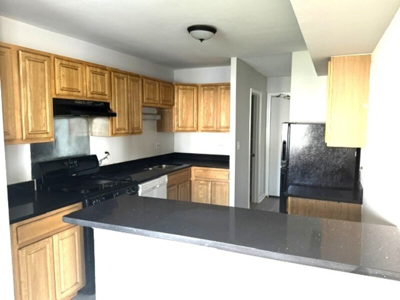 2000 Bayside Drive Palatine IL 60074