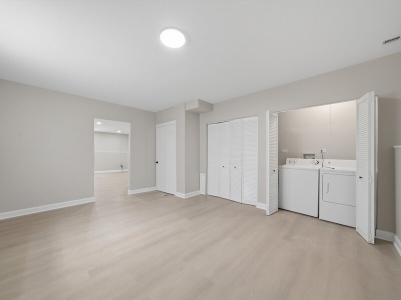 3343 S Michigan Avenue Chicago IL 60616