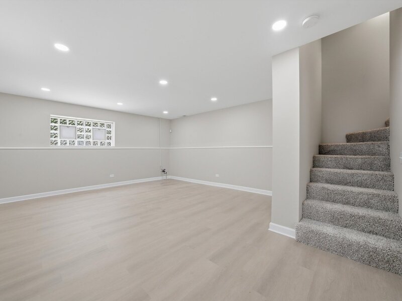 3343 S Michigan Avenue Chicago IL 60616