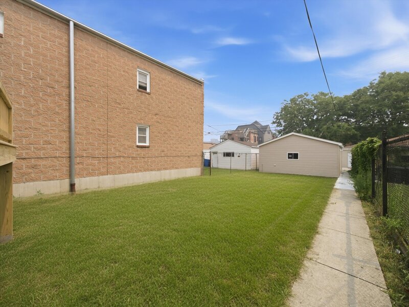 3343 S Michigan Avenue Chicago IL 60616