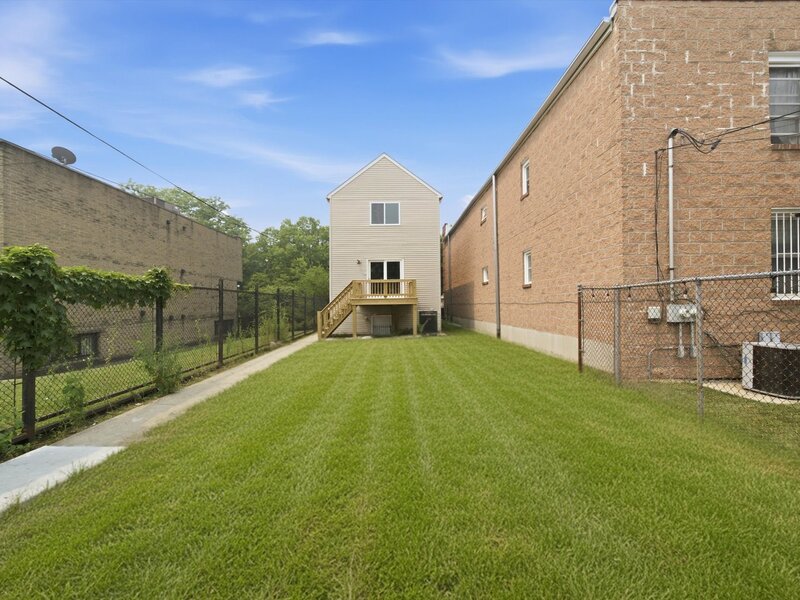 3343 S Michigan Avenue Chicago IL 60616