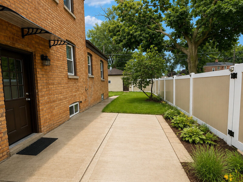 1693 Linden Street Des Plaines IL 60018