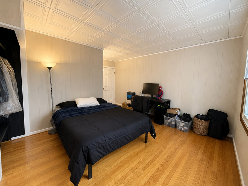 1693 Linden Street Des Plaines IL 60018