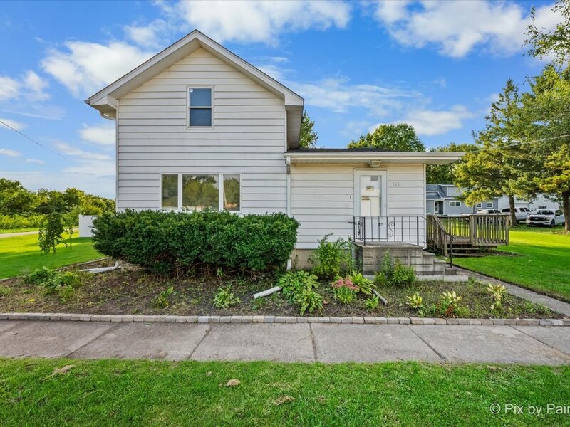 163 Wahlgren Avenue Hinckley IL 60520