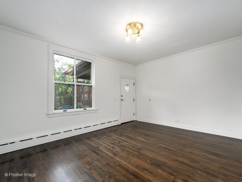 11334 S Saint Lawrence Avenue Chicago IL 60628